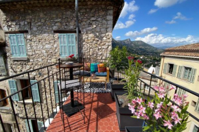 06BY2 Beautiful renovated apartment with terrace